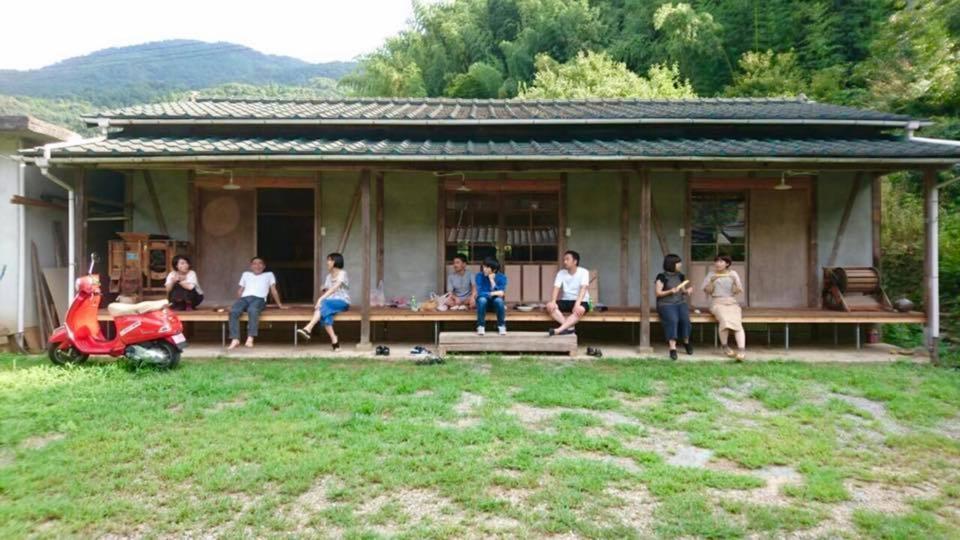 四国旅行のhub拠点 古民家ゲストハウス Heso Camp Miyoshi  Exterior photo